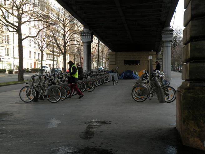  station velib, place Henri Queuille